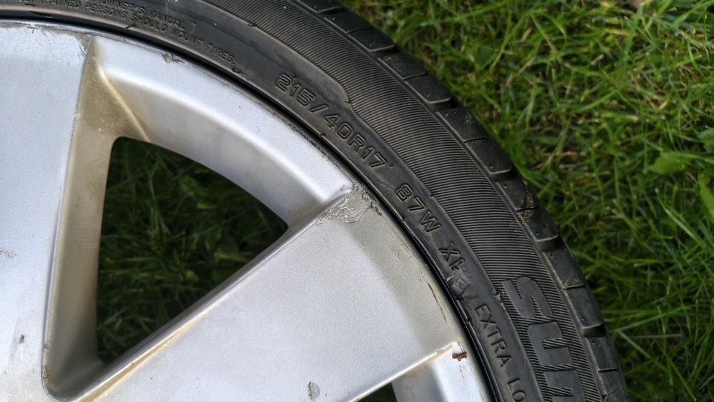 Alufelgi od forda z oponami Sunfull 215/40 R17
