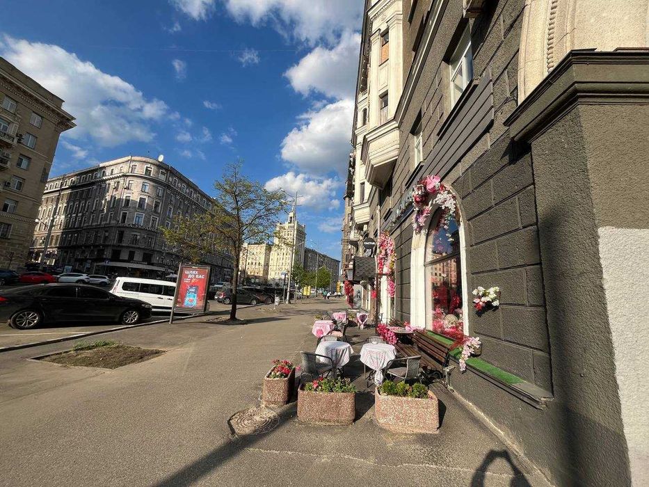 Оренда 123 м2/ майдан Павлівський 8 / Центр/ / м. Майдан Конституції 30 м