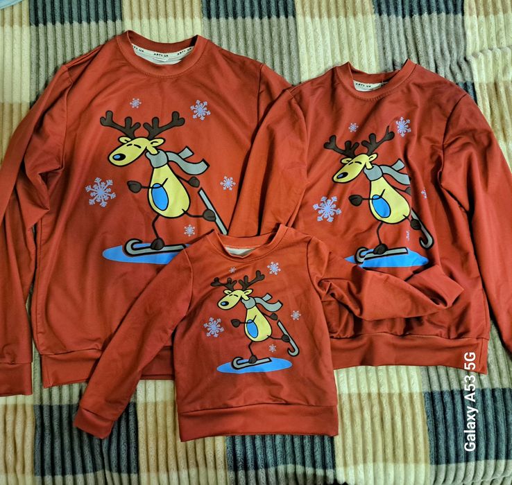 Набір светрів фемелі лук