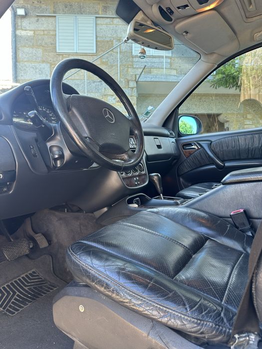 Mercedel ML320 V6
