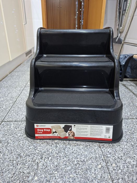 Escadote para cão