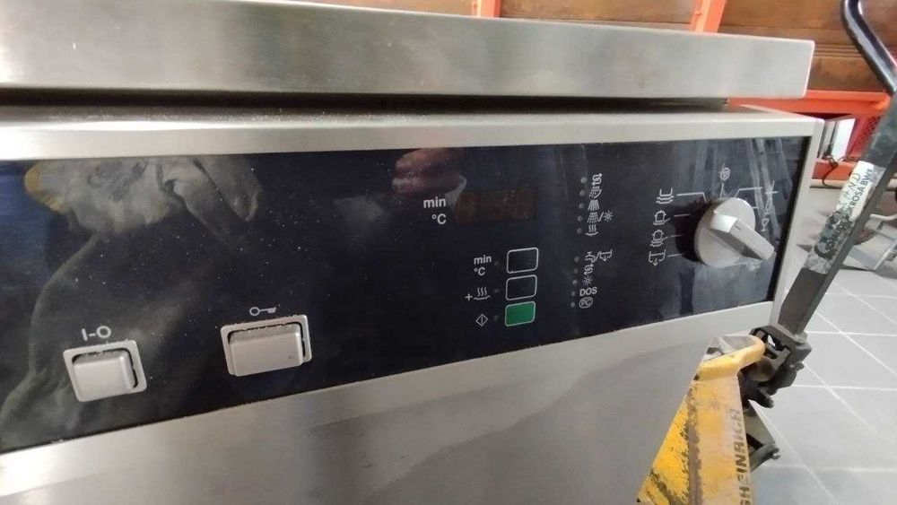 Máquina de lavar loiça Miele industrial G 7856