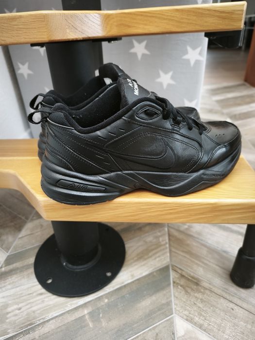 Nike Monarch IV.