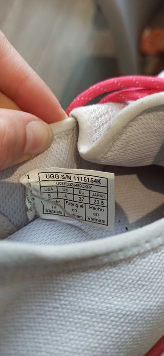 Оригінальні кросівки UGG Cambrian Trainer 37
