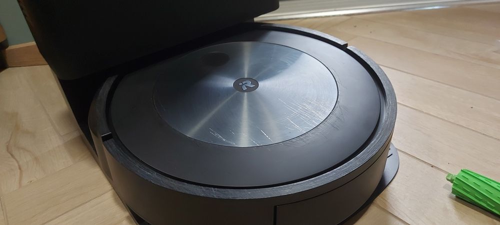iRobot roomba j7 + akcesoria