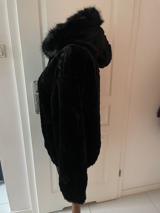 Nowe czarne futerko