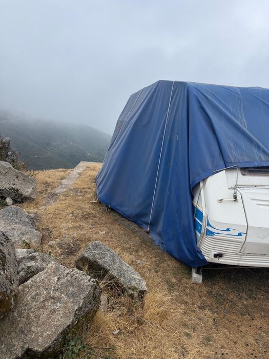 Caravana Pluma 530 para venda