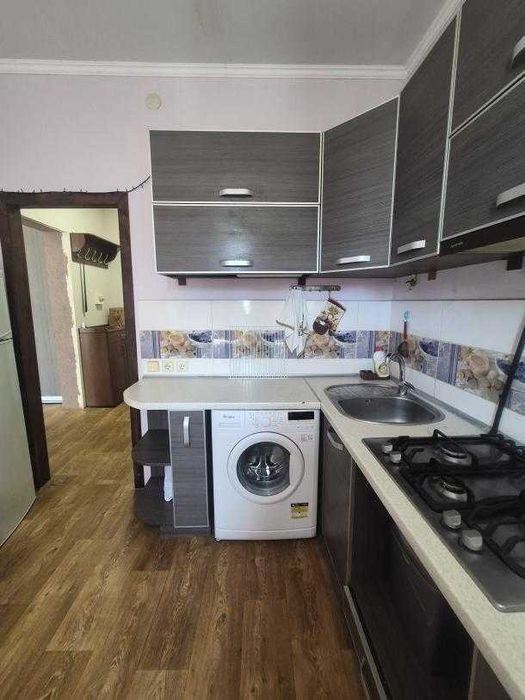 Продам 1 к. квартиру на Алексеевке