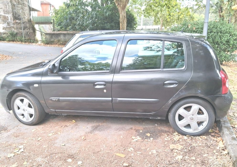 Renault Clio II 1.2 16v Billabong  75 cv – 5 Portas