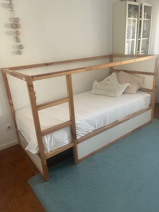 Cama reversível Kura, branco/pinho, 90x200 cm + colchão
