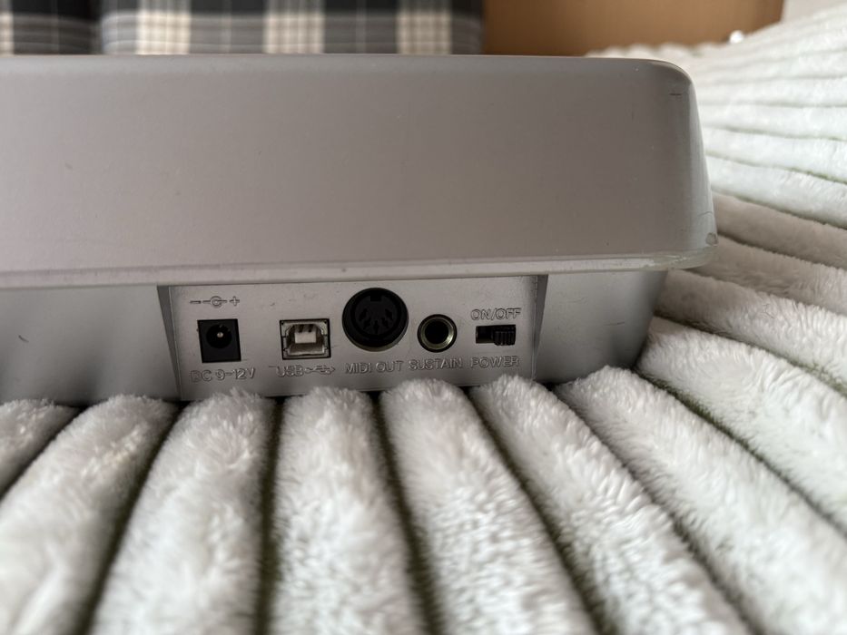 Міді клавіатура M-Audio Keystation 61es