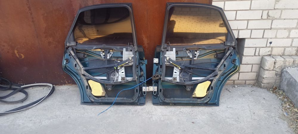 Продам части кузова A4 b5 dorist