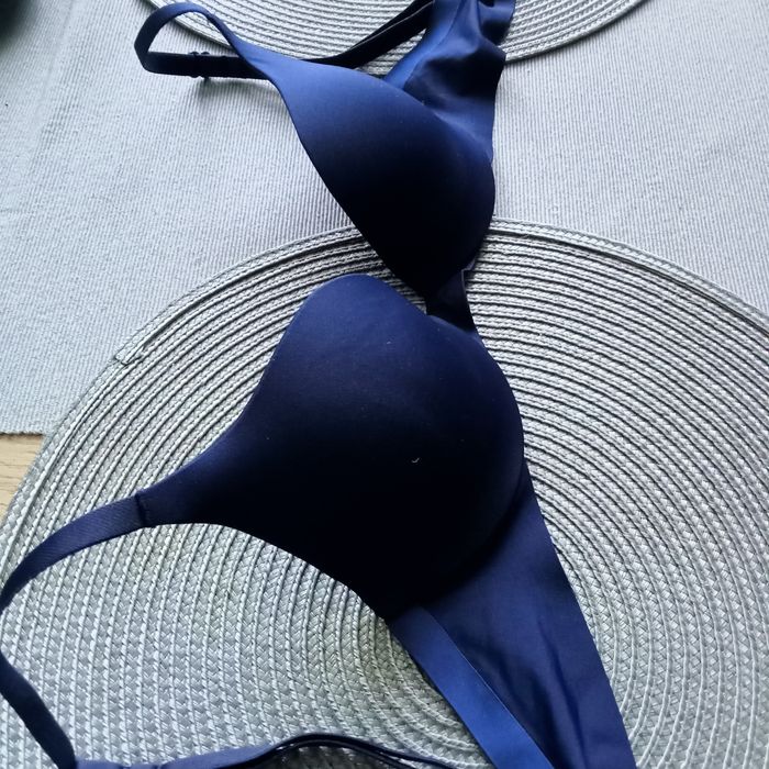 Biustonosz push up, granatowy Sloggi 70A