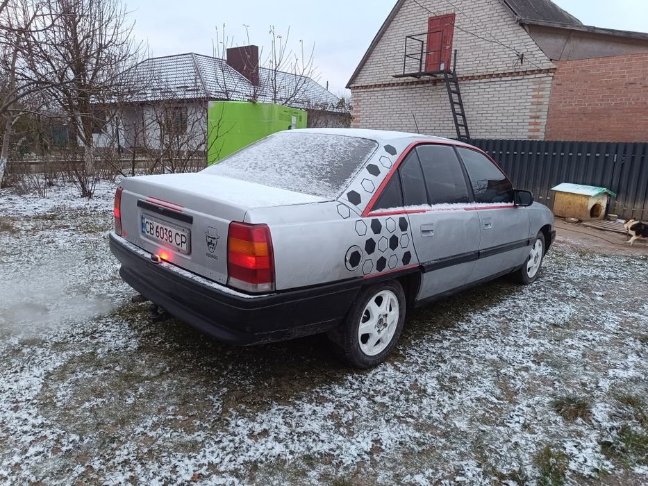 Опель Омега А  2.0і