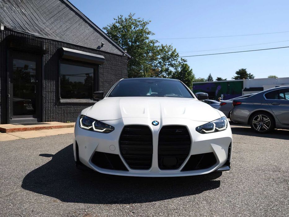 BMW M4 Competition xDrive      2022