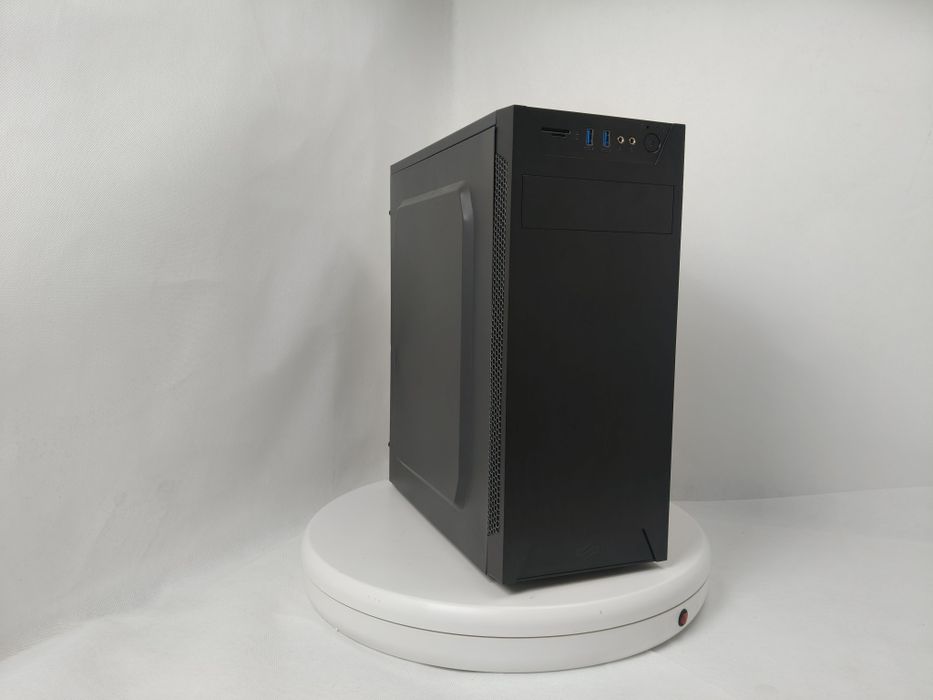 Ryzen,Komputer do biura/gier,Radeon™ Vega 3, 16 GB,SSD,Win 11 Pro