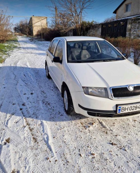 SKODA FABIA 2003 1.2 Торг исключительно у машины