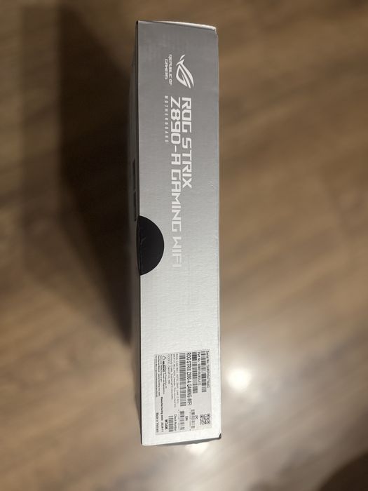 Материнська плата Asus ROG Strix Z890-A Gaming WiFi