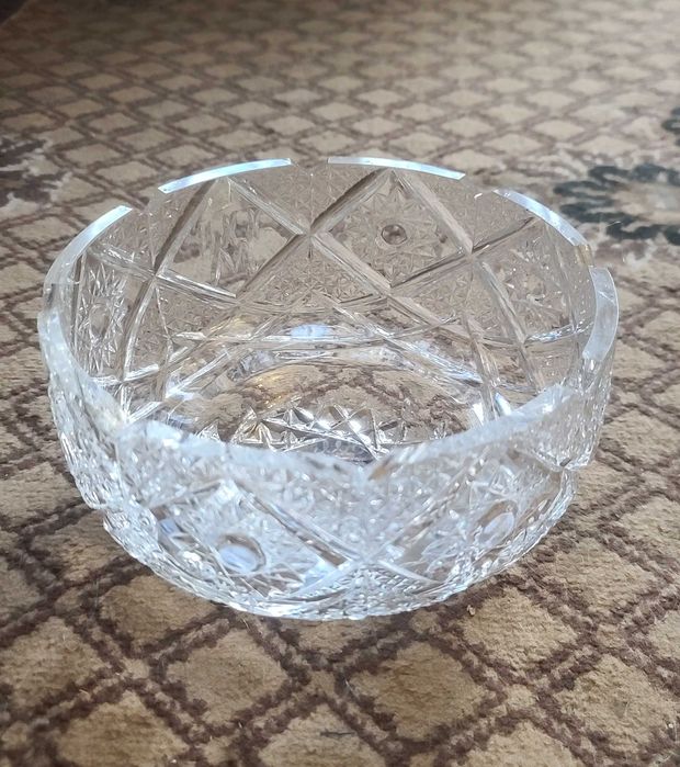 Ваза хрусталь на три літри чудовий візерунок діаметр 20,5 см