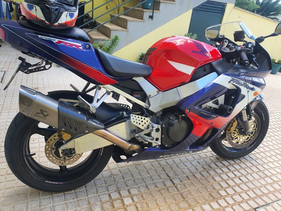 Honda cbr 929rr fireblade