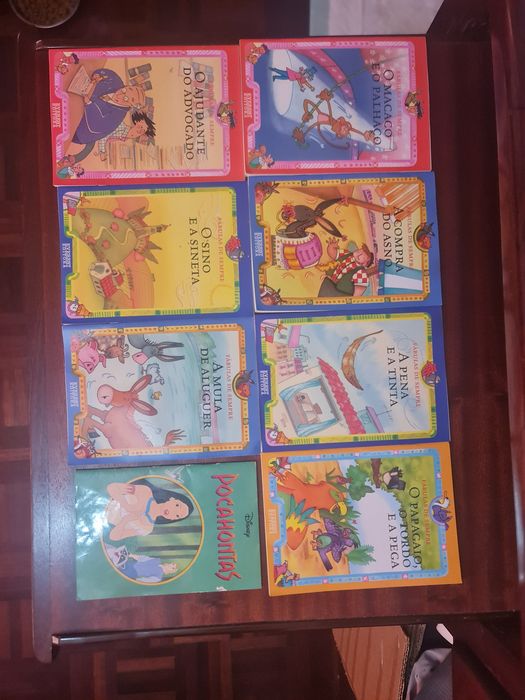 Livros Fábulas de sempre e Pocahontas