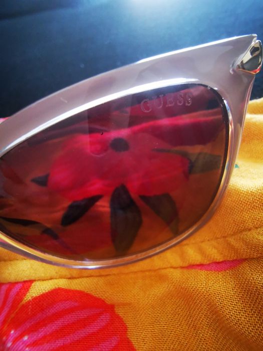 Guess oculos de sol