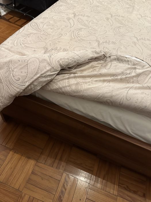 Cama de casal 160cm com estrado
