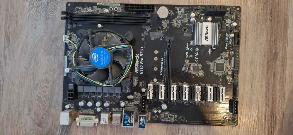 AsRock H110 PRO BTC+ z procesorem Celeron 3900