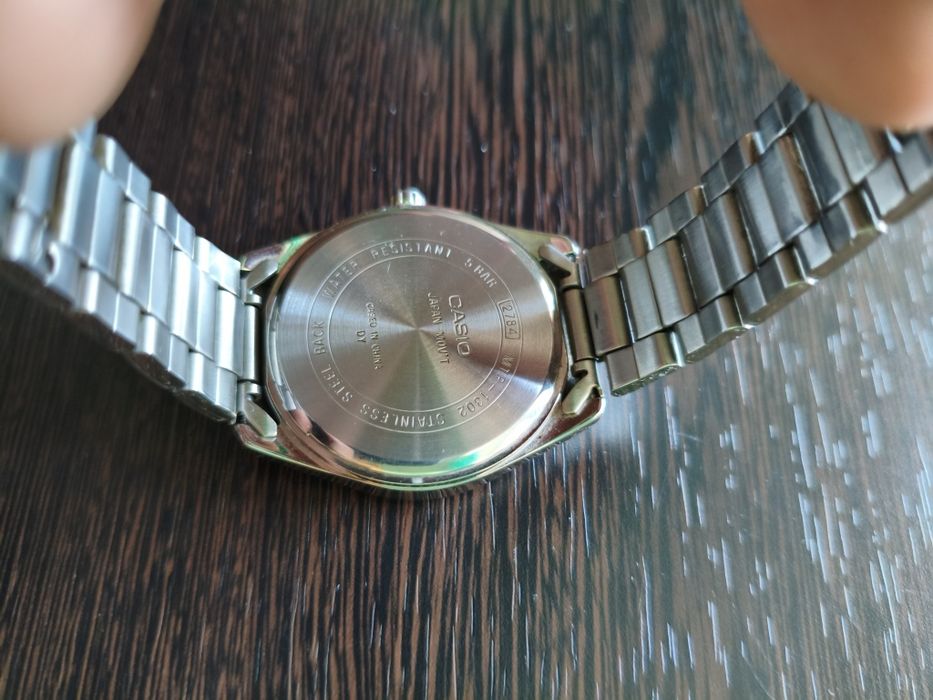 Продам годинник Casio MTP-1302D-1A1VDF