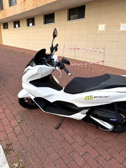 Honda PCX 125 — 2021 — 15.000km
