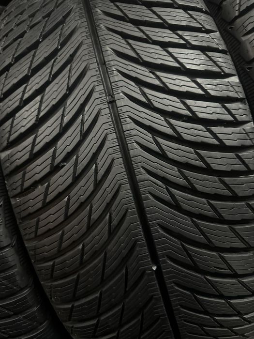 255/45/18 R18 Michelin Pilot Alpin 5 4шт зима