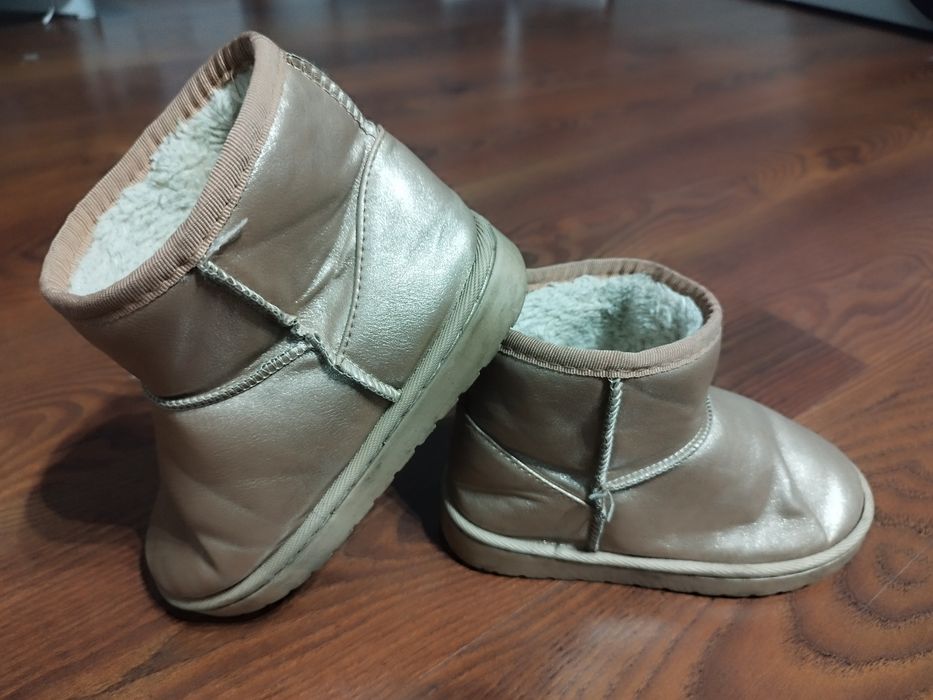 Buty zimowe dla dziewczynki rozmiar 30