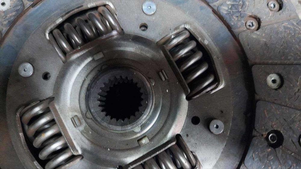 Продам комплект сцепления на Форд Ренджер