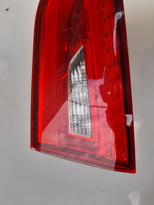 Стоп Audi A3 2014 року 8V5945094A