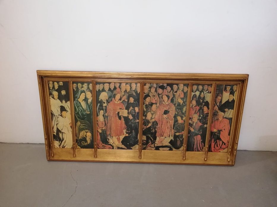 Quadro com moldura dourada64751314874242123