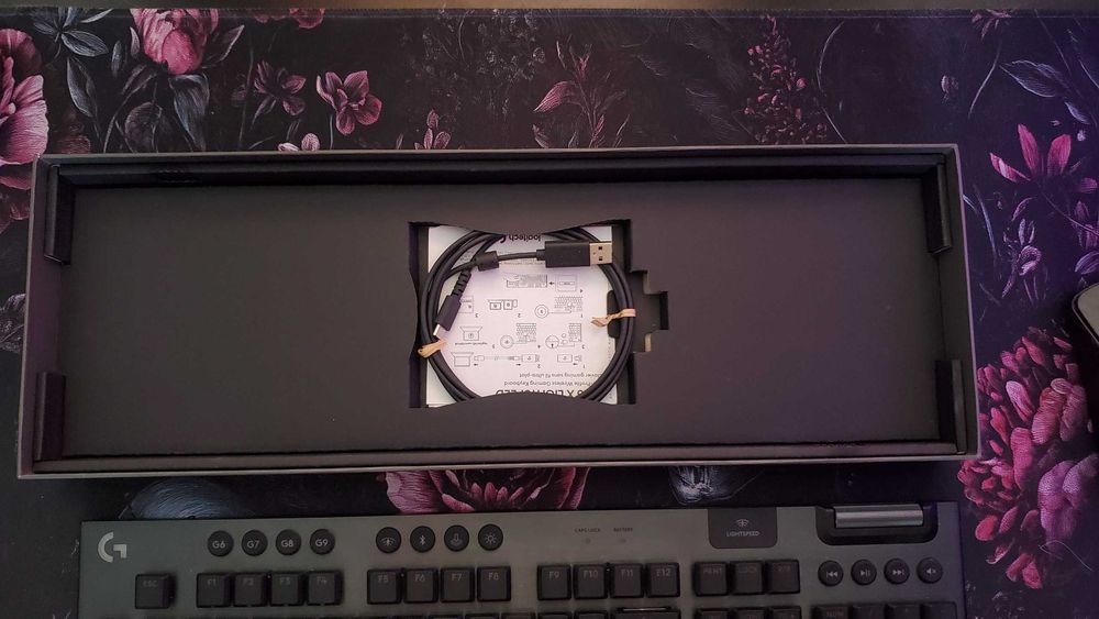 Клавіатура Logitech G915X Lightspeed Linear Swithes US version.