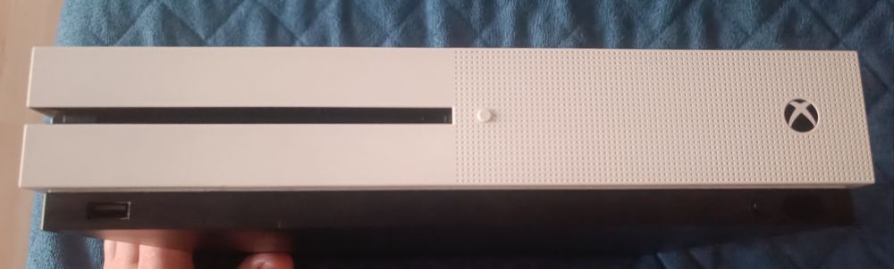 Xbox one s 1TB stan bdb 100% sprawna