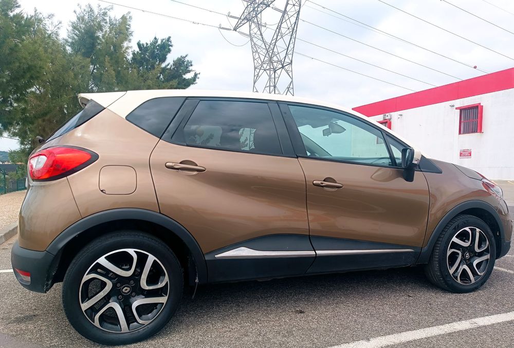 Renault Captur — fotografia 4