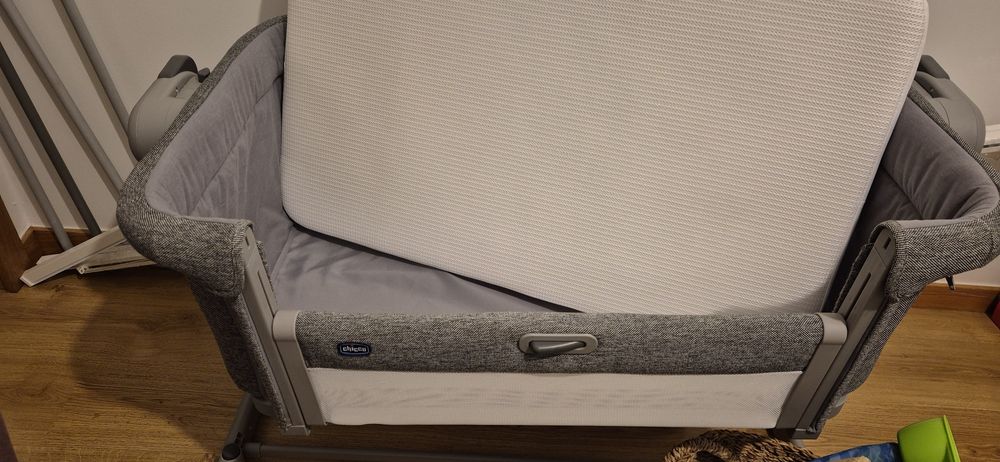 Chicco next2me Magic Evo