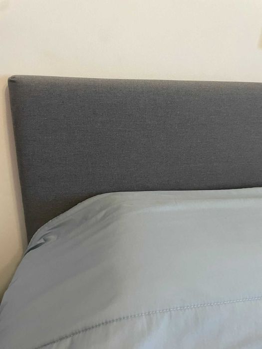 Cama com estrado e cabeceira 160x200cm