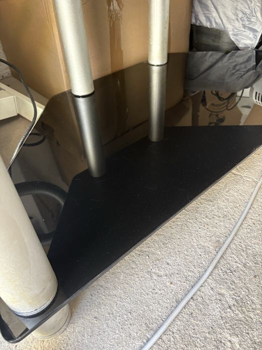 Stollik RTV pod TV