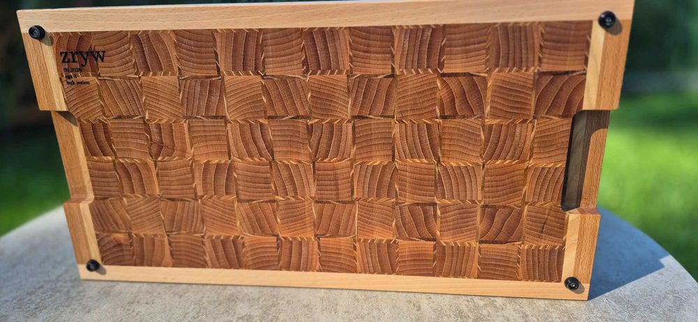 Deska do krojenia sztorcowa buk–jesion 47×25×4 cm | ręczna robota
