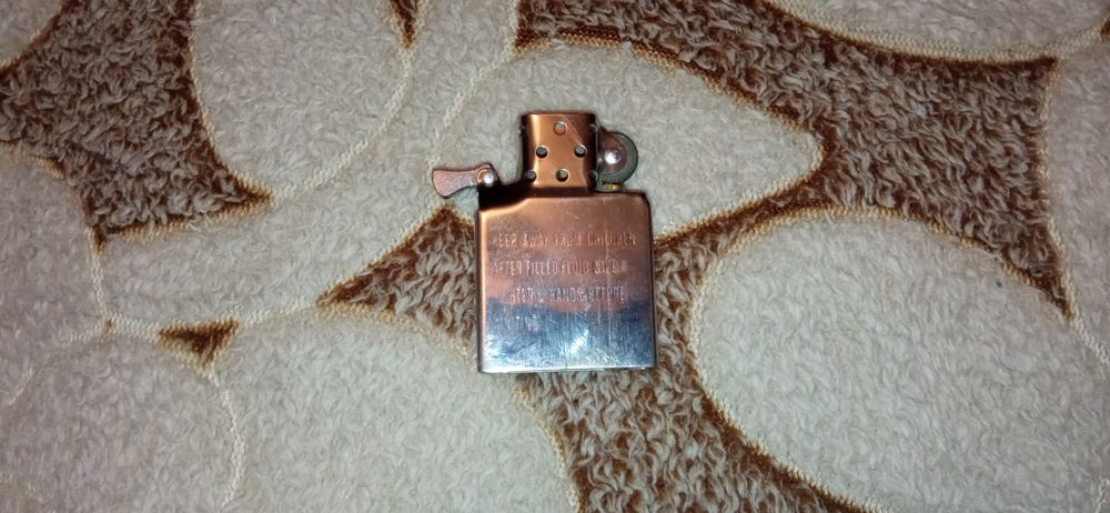 Zippo оригінал в чудовому стані