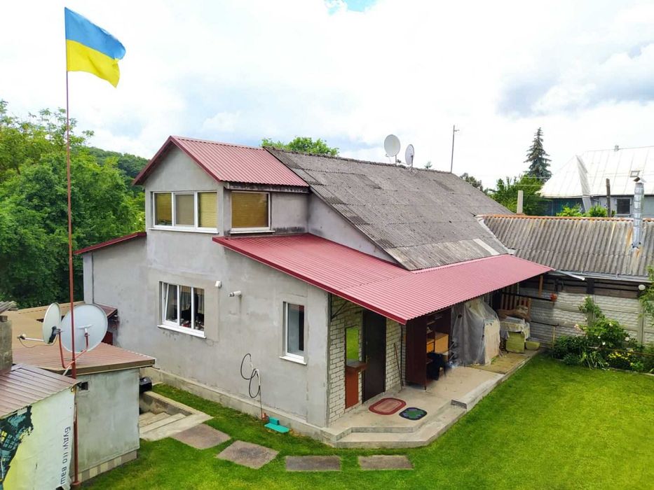 Оренда кімнати для дівчат без господаря р-н Смолянки 2000 грн.