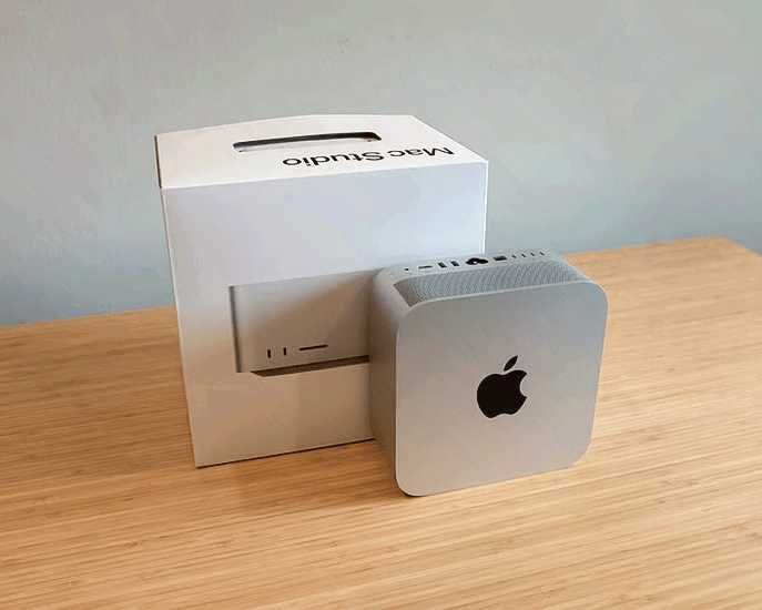 Apple Mac Studio M1 Ultra - 20C CPU - 48C GPU - 32C Neural Engine - 64GB RAM - SSD 1 TB
