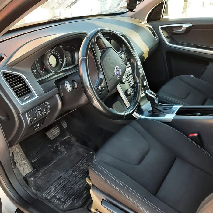 Volvo XC 60 VOLVO XC60 polestar + hak, 2.4 diesel, stan bardzo dobry | Faktura VAT