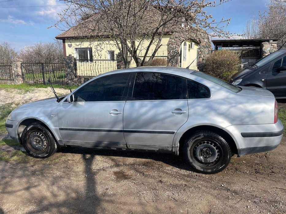 Автомобіль Volkswagen Passat, 2003 р.в.