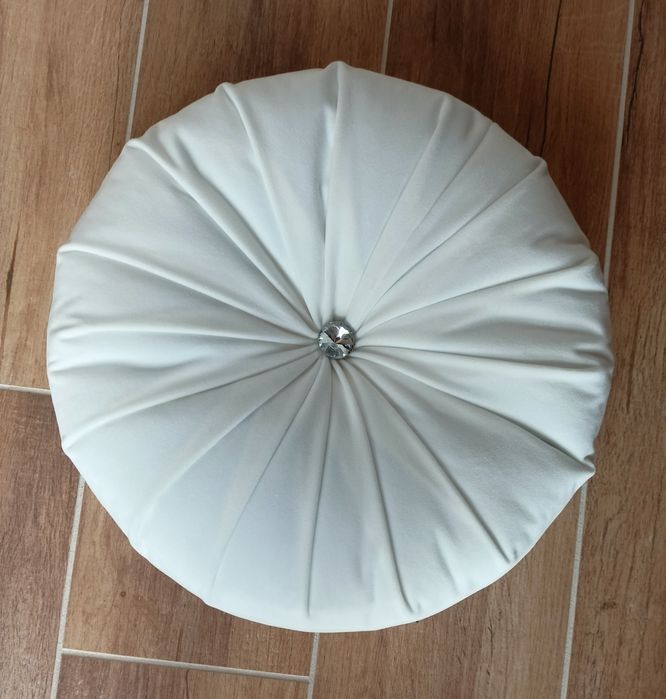 Poduszki dekoracyjne mix kolorów