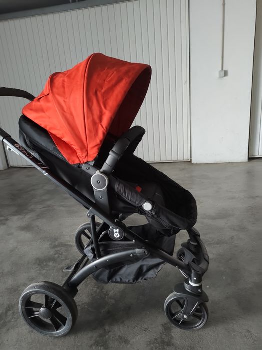 Carrinho de bebé 2 em 1 -Alcofa e carrinho de passeio