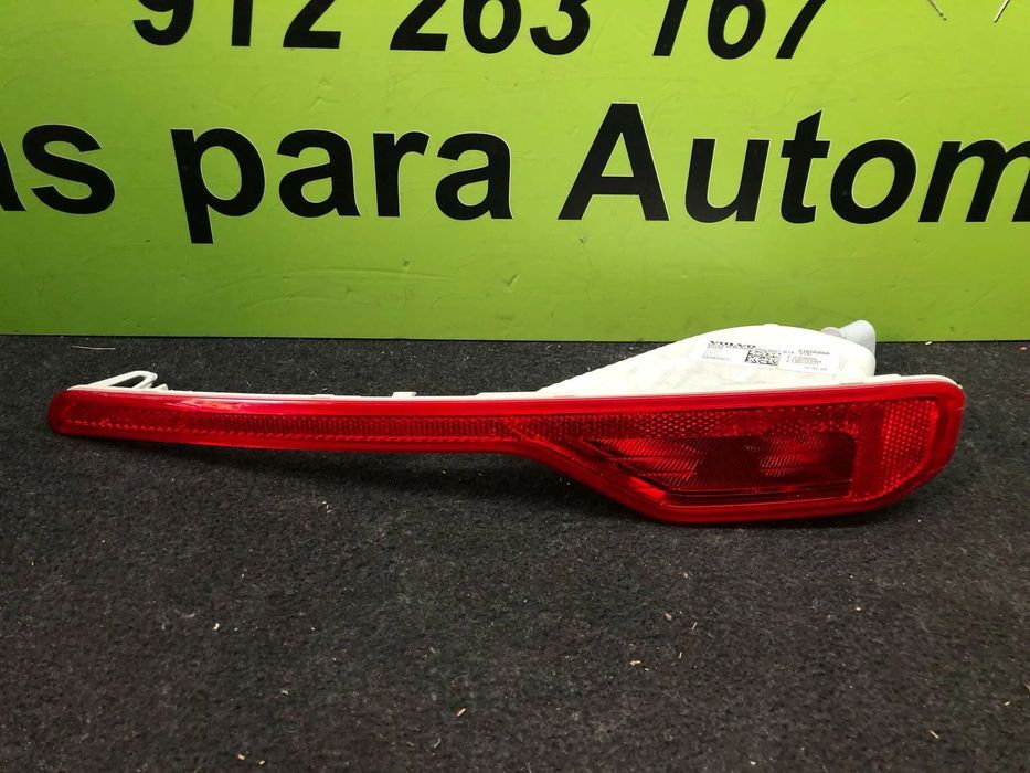 VOLVO XC40 FAROLIM NEVOEIRO REFLETOR TRAS - FT440